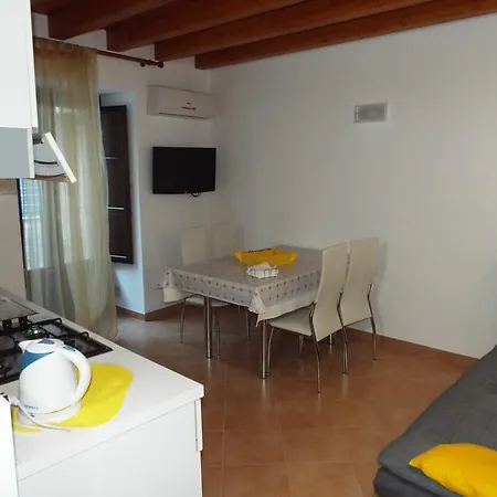 The House Of Castle Apartamento Castelbuono (Sicily)